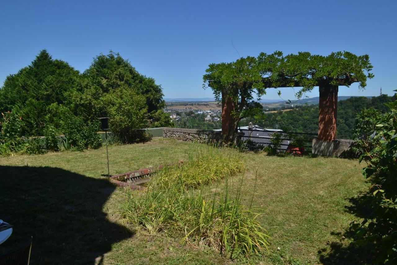 Appartement Le Bompard 50 M2 Art Déco Plein Centre Avec Jardin *