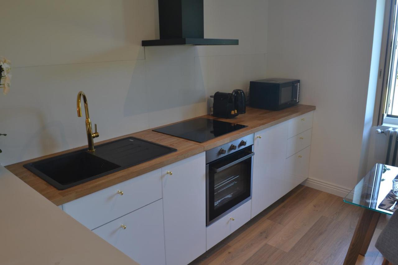 Le Bompard 50 M2 Art Deco Plein Centre Avec Jardin Apartment